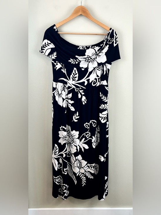 Soma Dresses & Skirts - Soma NWT Midi Bra Dress XL Garden Tapestry Floral Soft Jersey Pockets Stretch
